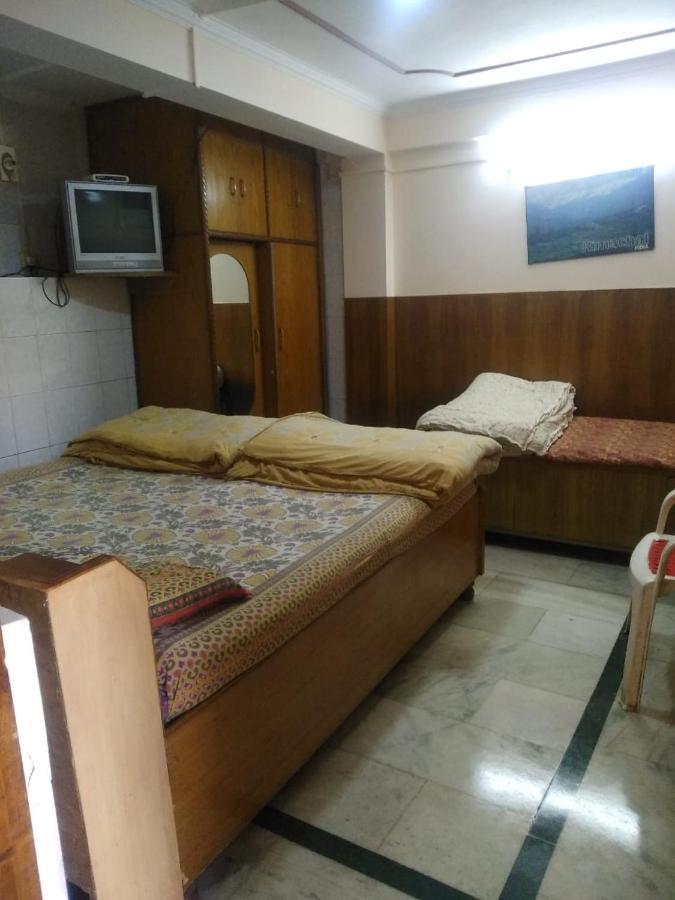 Mehdudia Guest House Shimla Bagian luar foto
